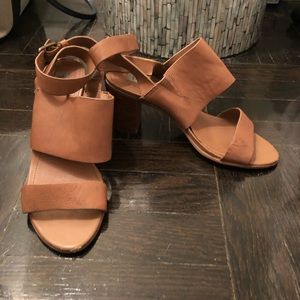 Steve Madden Tan Block Heel Sandals